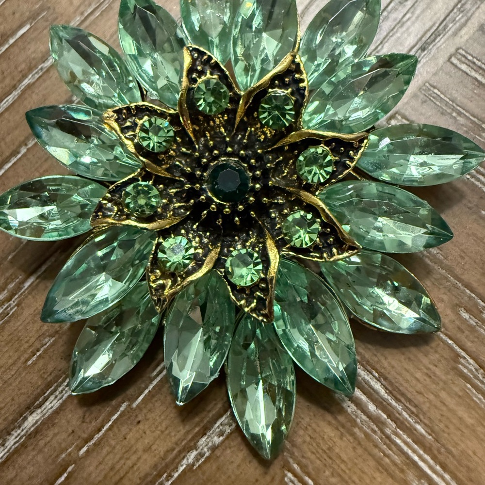 Green and Gold Floral Brooch